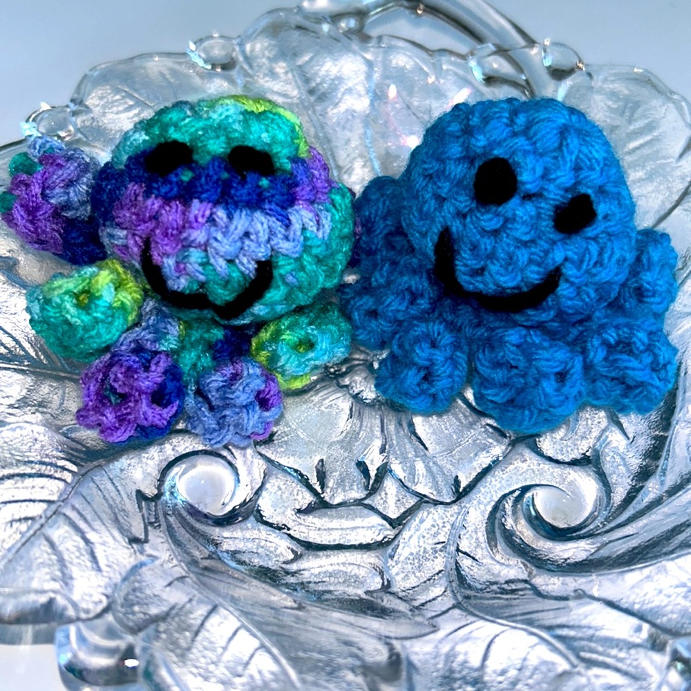 HAND CRAFTED Crochet Organic Catnip Colorful Two Octopus Interactive Cat Toys - Picture 4 of 10